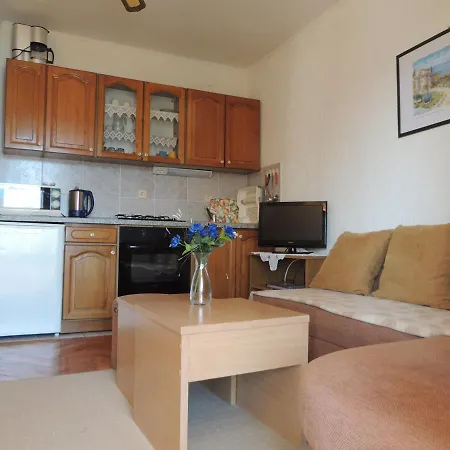 Appartamento Husic Pag Town