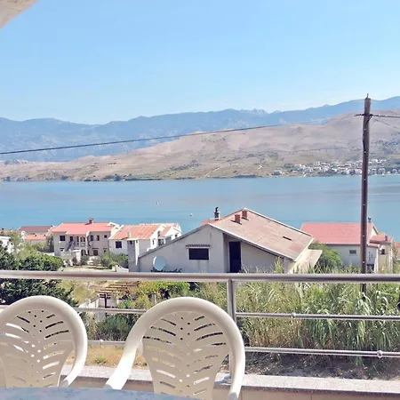 Husic Apartment *