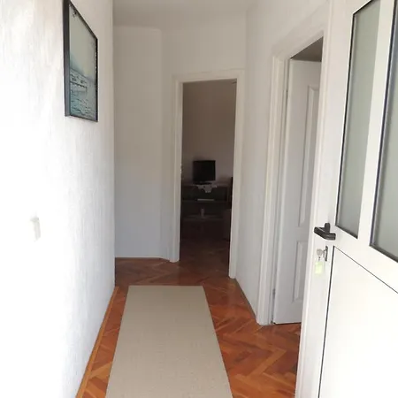 Husic Apartment