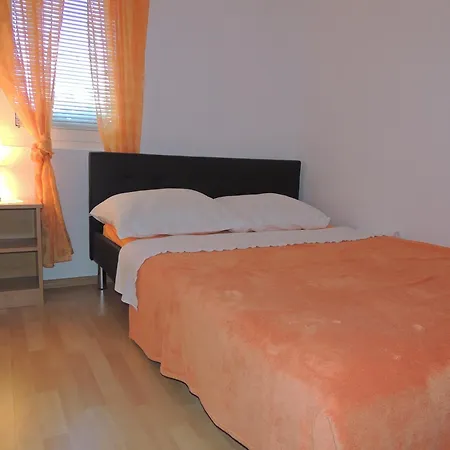 Husic Apartman